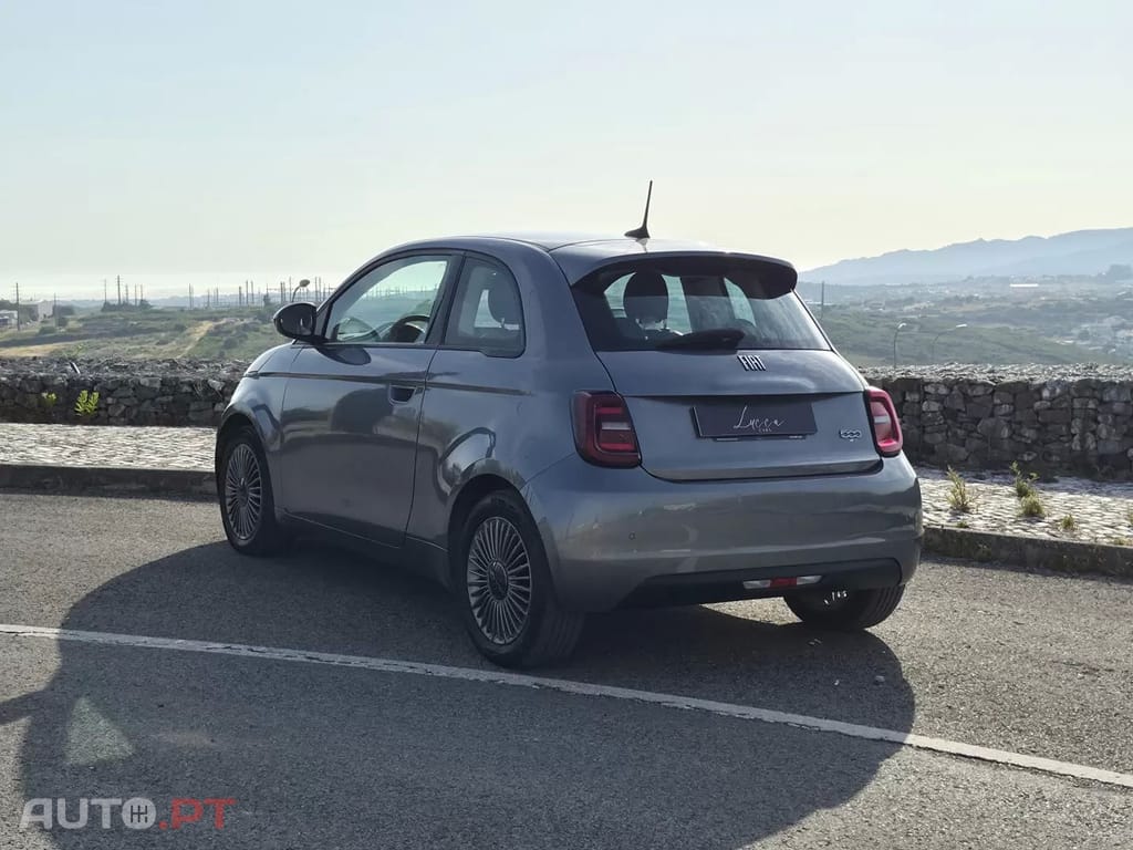 Fiat 500e 42 kWh Icon