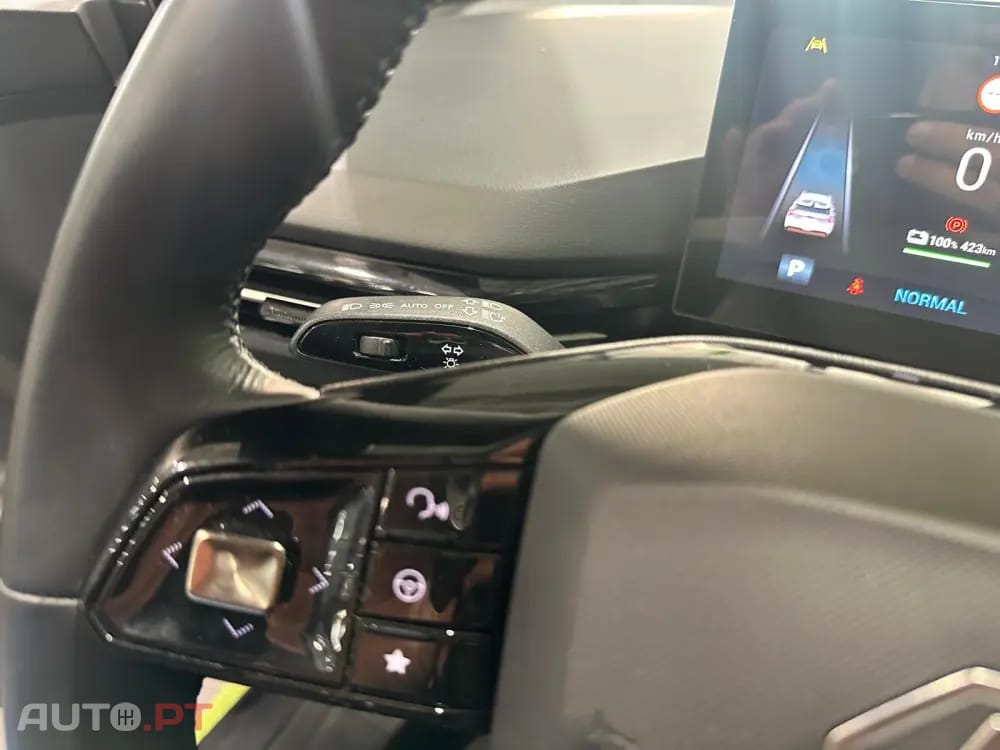 MG MG4 64 kWh Luxury