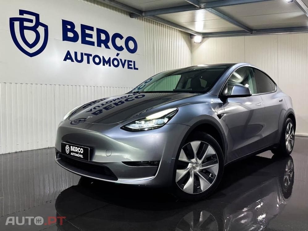 Tesla Model Y Long Range Dual Motor AWD
