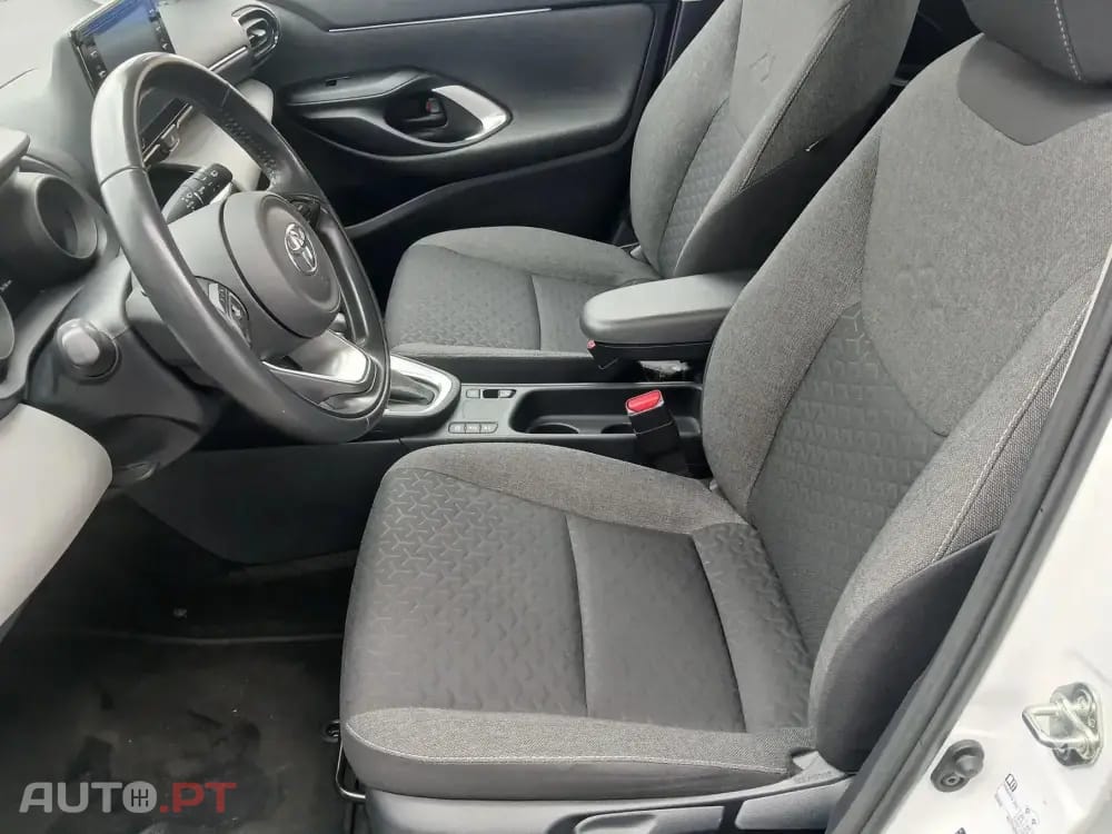 Toyota Yaris Cross 1.5 HDF Comfort Plus