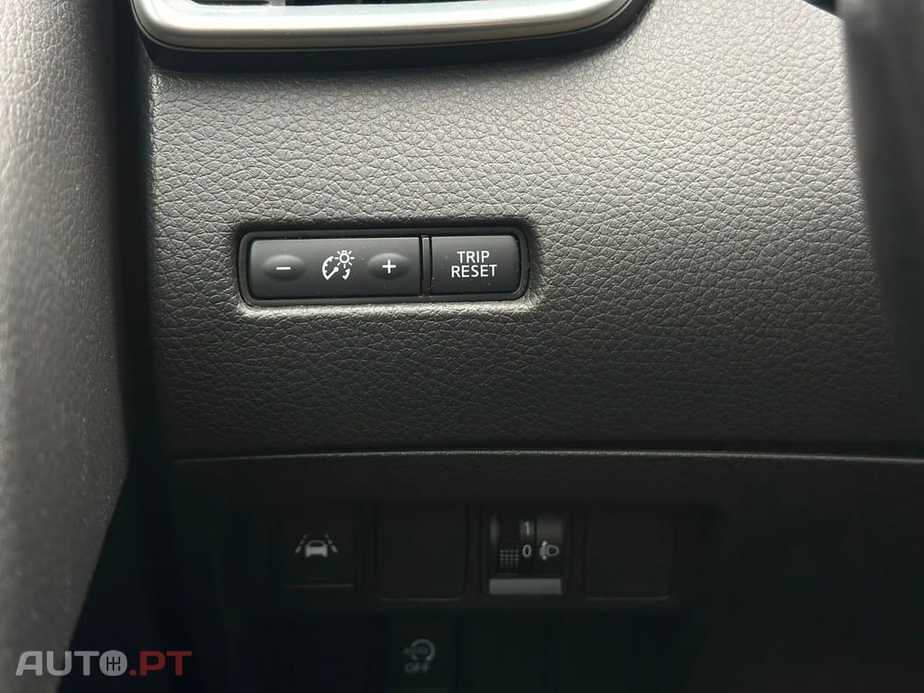 Nissan Qashqai 1.5 dCi N-Connecta J18