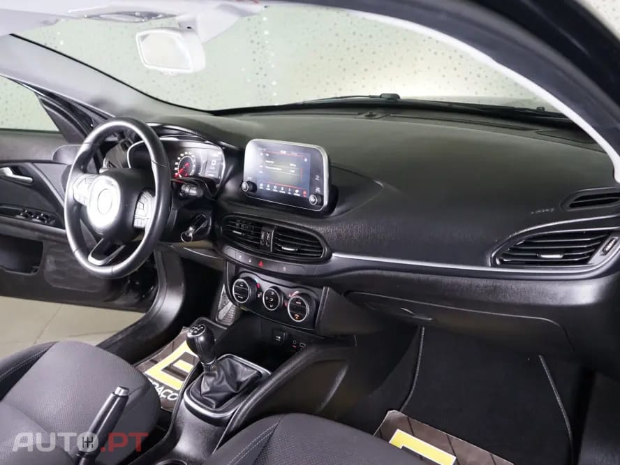 Fiat Tipo 1.3 M-Jet Lounge