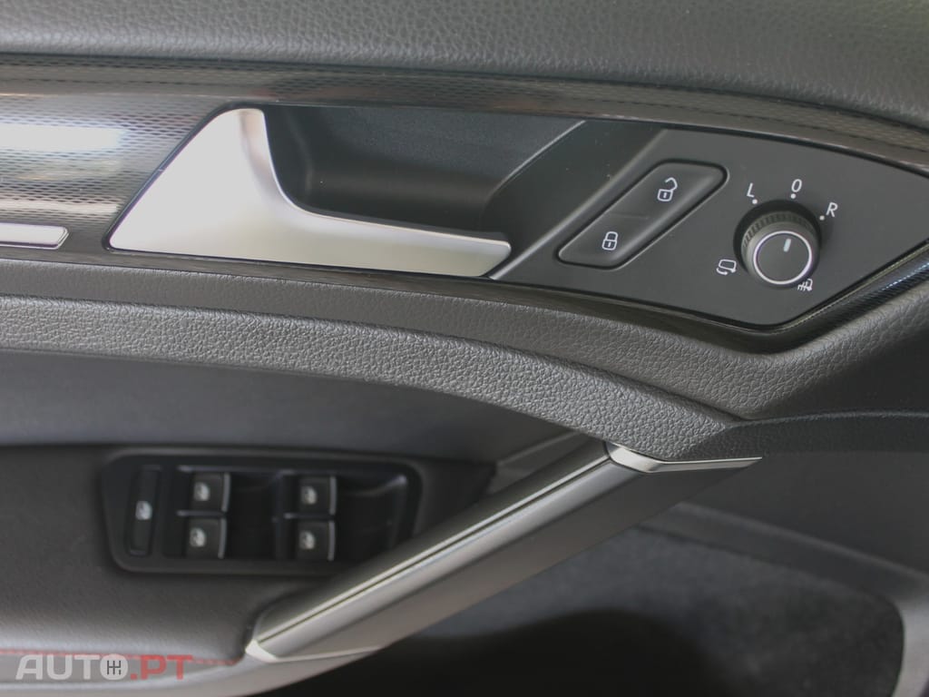 Volkswagen Golf 2.0 TSi GTi DSG Performance