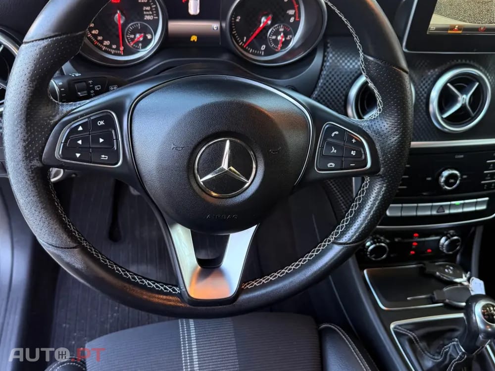 Mercedes-Benz A 180 d Urban