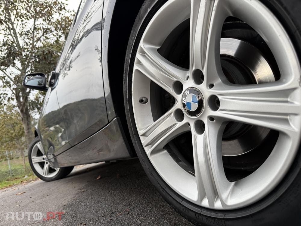 BMW 318 d Line Sport Shadow Auto