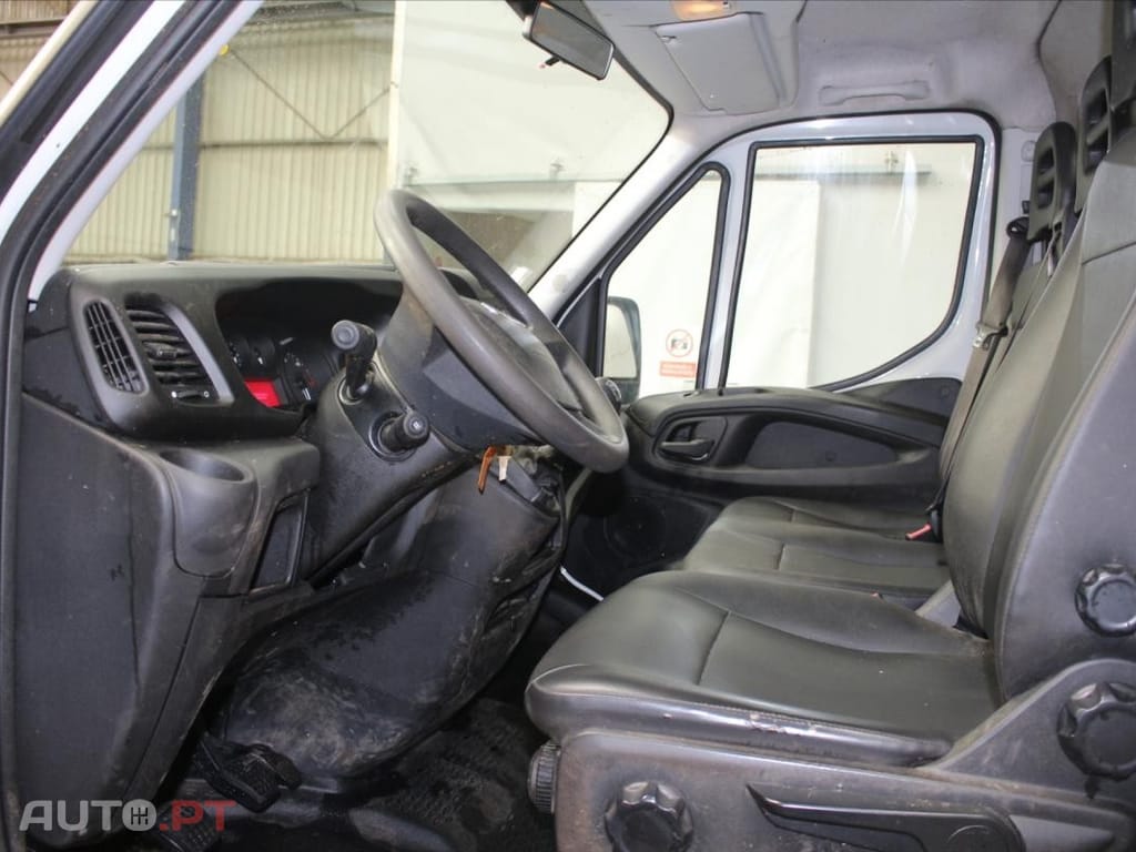 Iveco Daily 3.0 35C18
