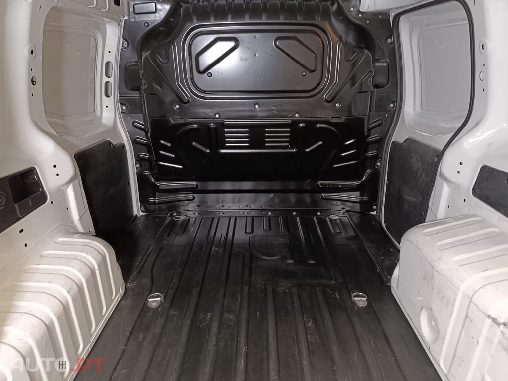 Fiat Fiorino 1.3 M-jet Adventure