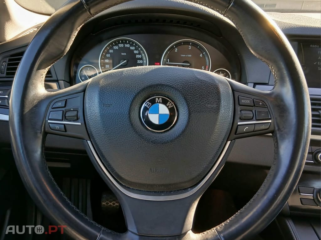 BMW 520 520 BMW 5 TOURING 520D