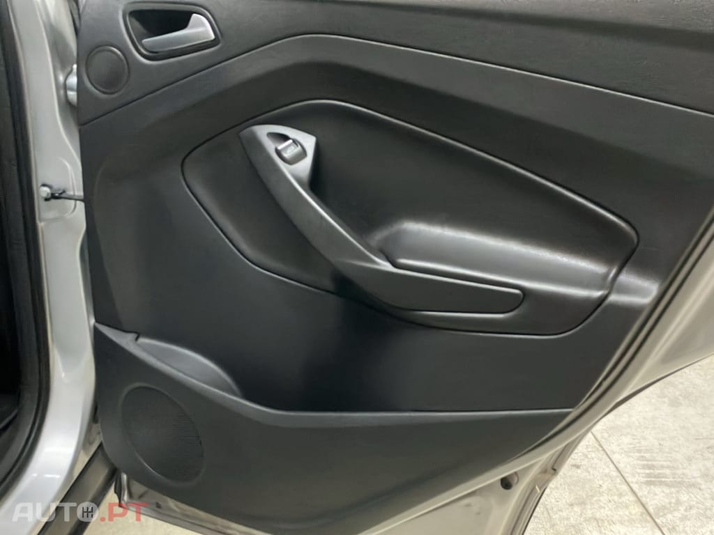 Ford Kuga 2.0 TDCi Titanium