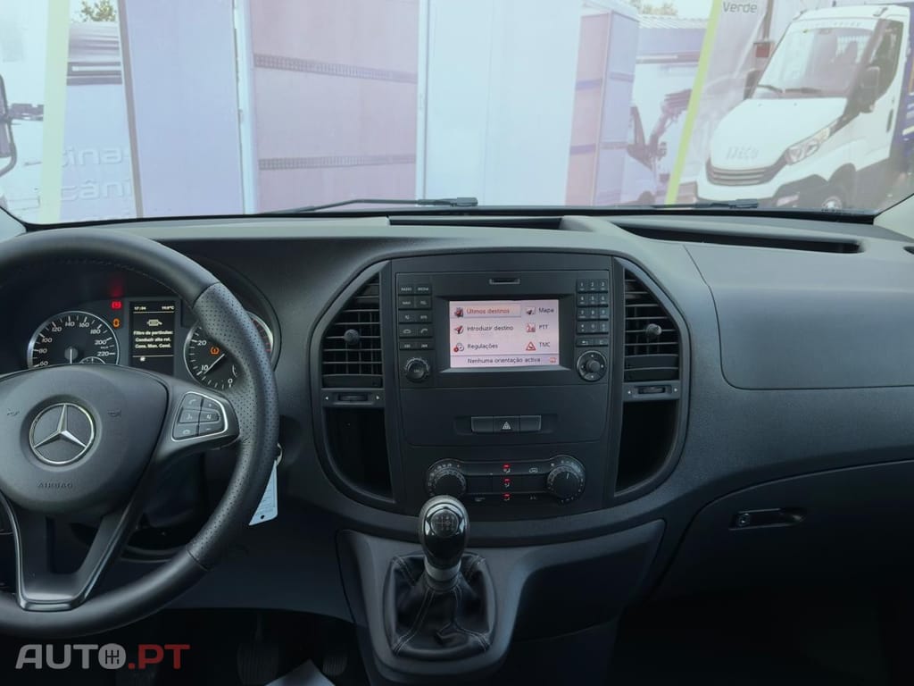 Mercedes-Benz Vito 9 LUGARES