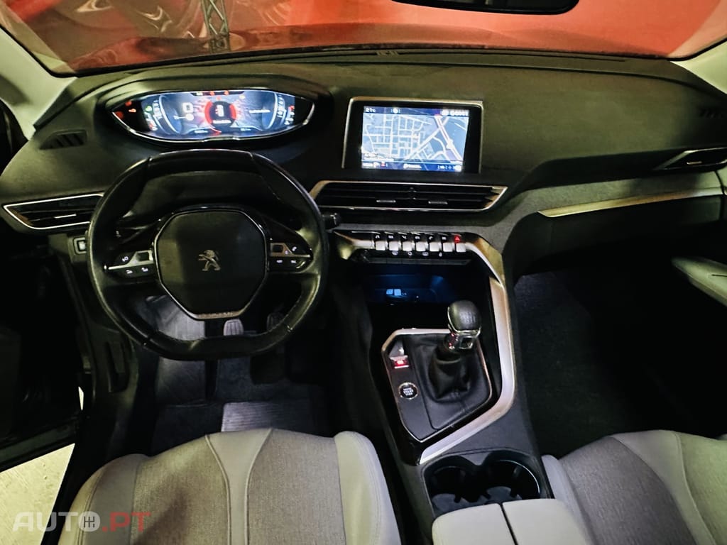 Peugeot 3008 1.2 PureTech Allure