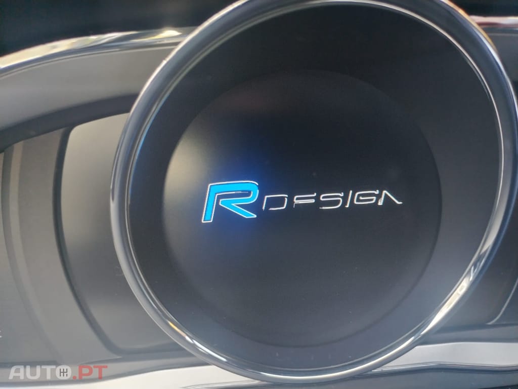 Volvo V60 D3 R-Design