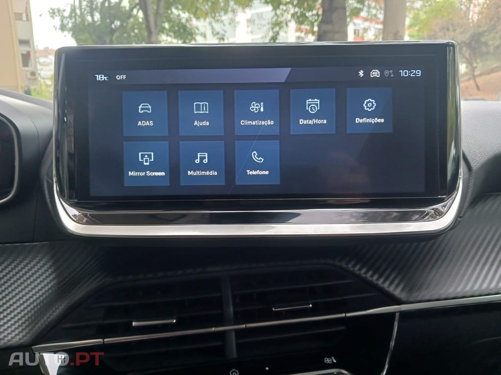 Peugeot 208 1.2 Hybrid Allure e-DCS6
