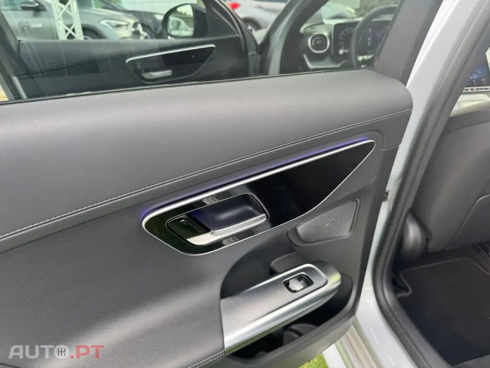 Mercedes-Benz C 300 e AMG Line