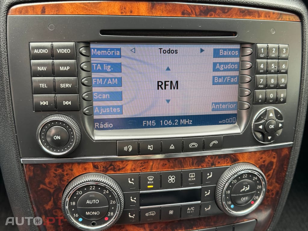 Mercedes-Benz R 320 CDi 4-Matic Longo