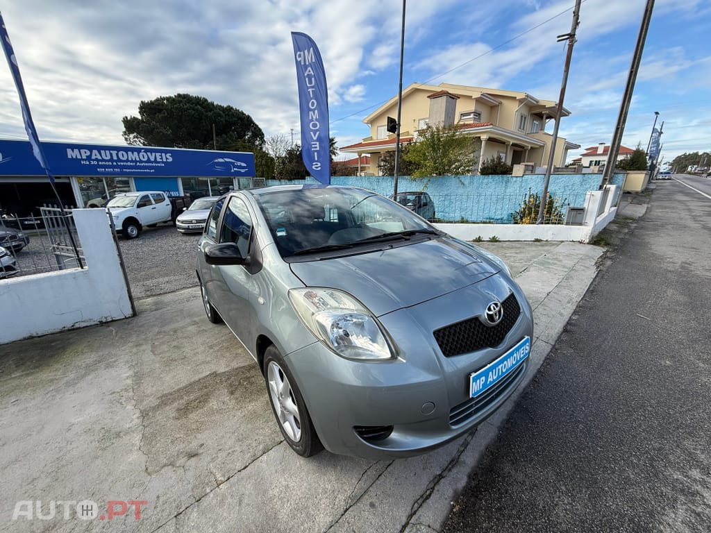 Toyota Yaris 1.0 VVT-i AC