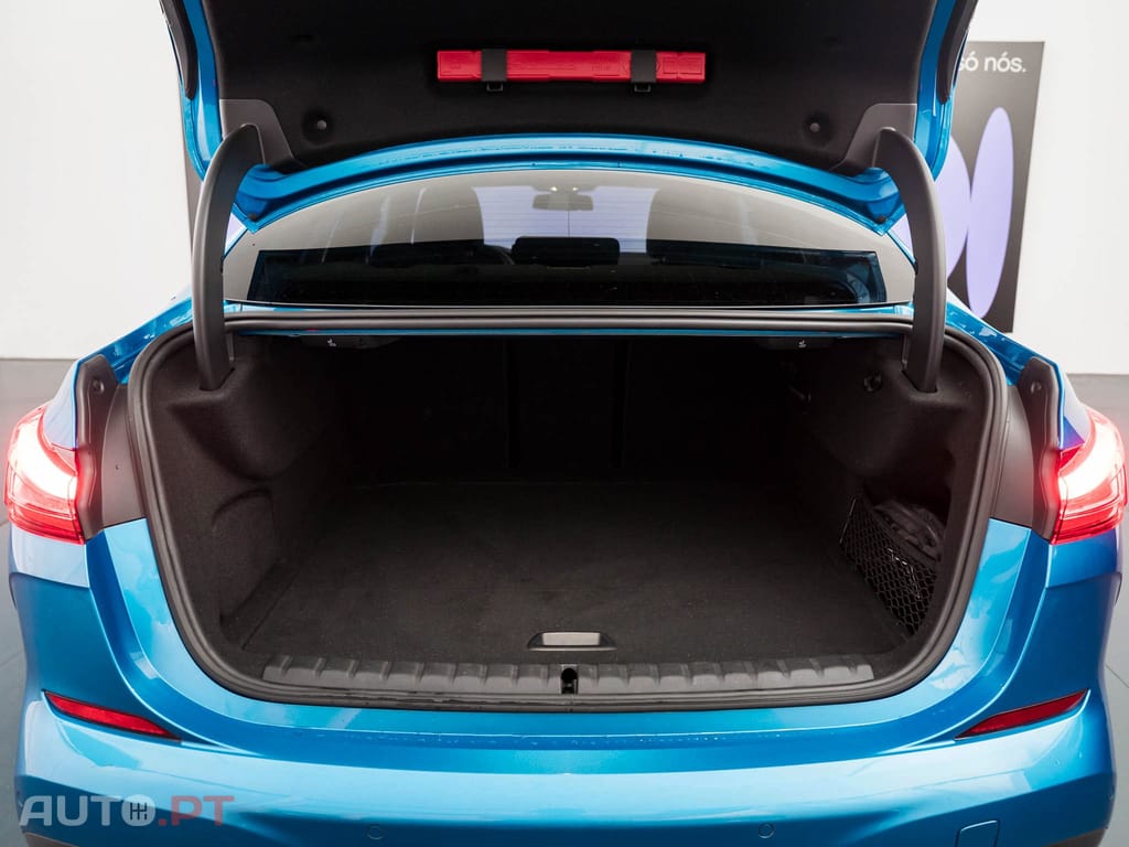 BMW 216 d Pack Desportivo M