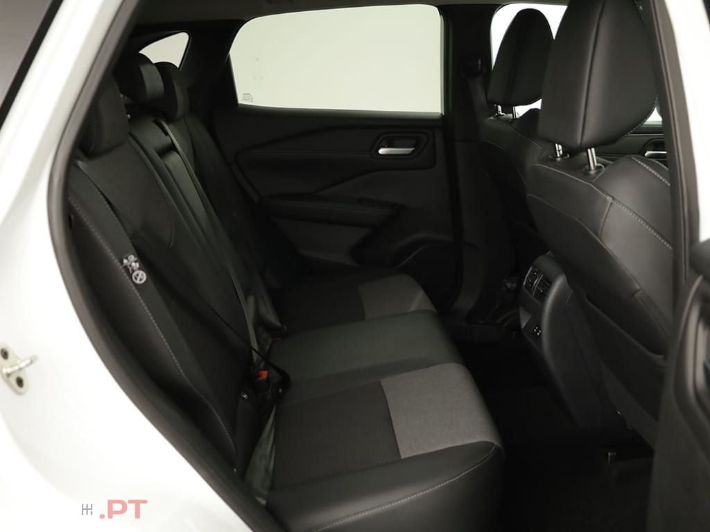 Nissan Qashqai Qashqai 1.3 DIG-T N-Connecta LED Xtronic