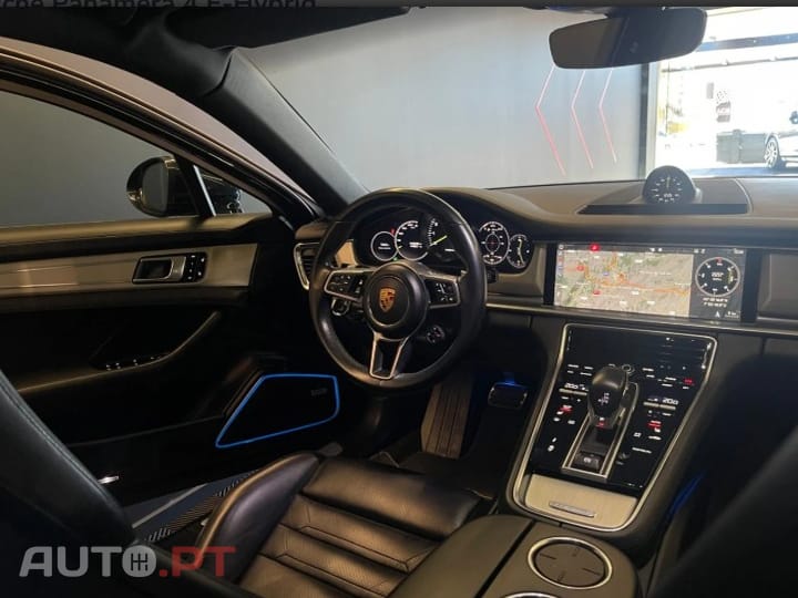 Porsche Panamera 4 E-Hybrid