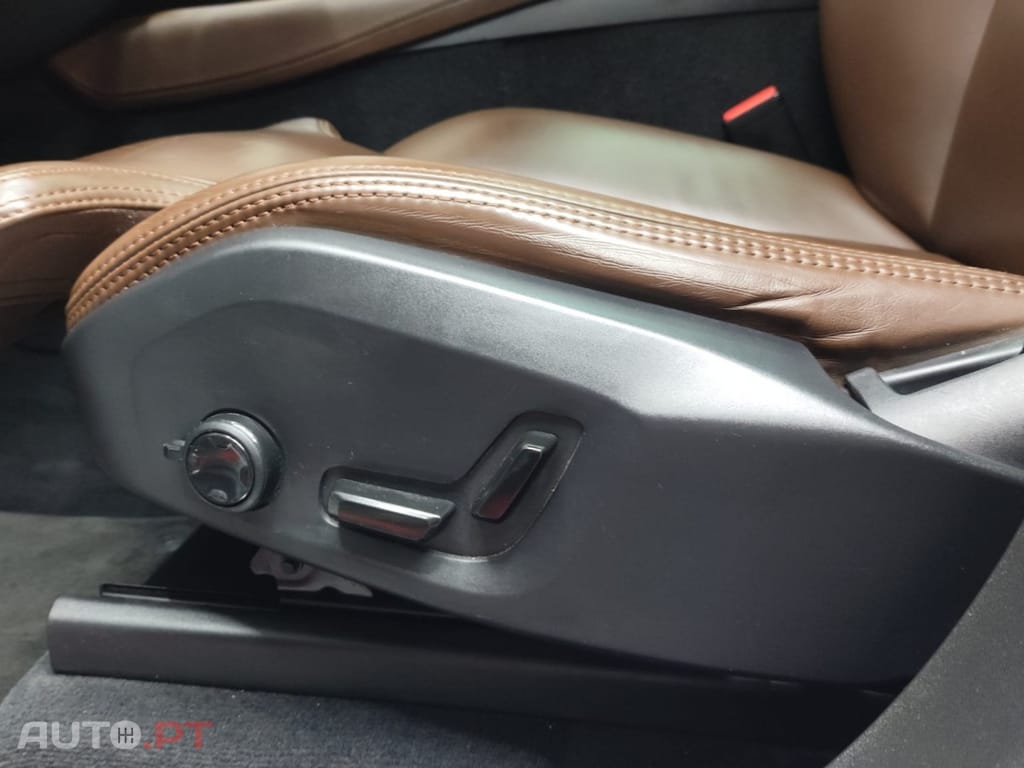 Volvo XC 90 2.0 T8 PHEV Inscription AWD — fotografia 18