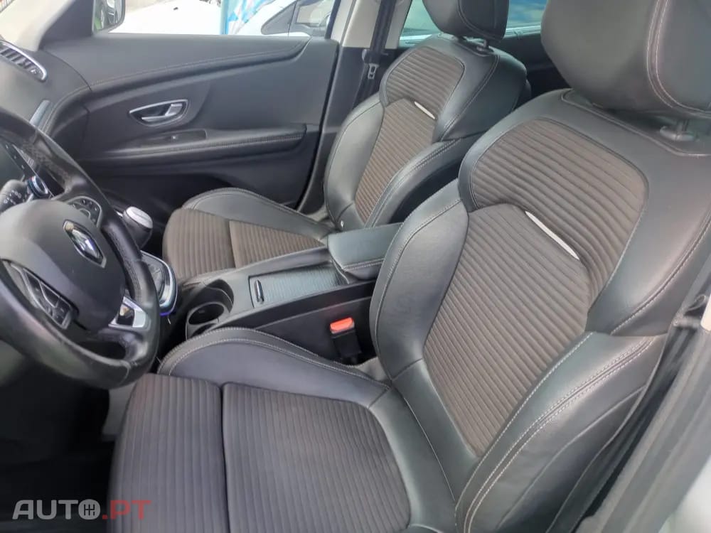 Renault Grand Scénic 1.7 Blue dCi Bose Edition