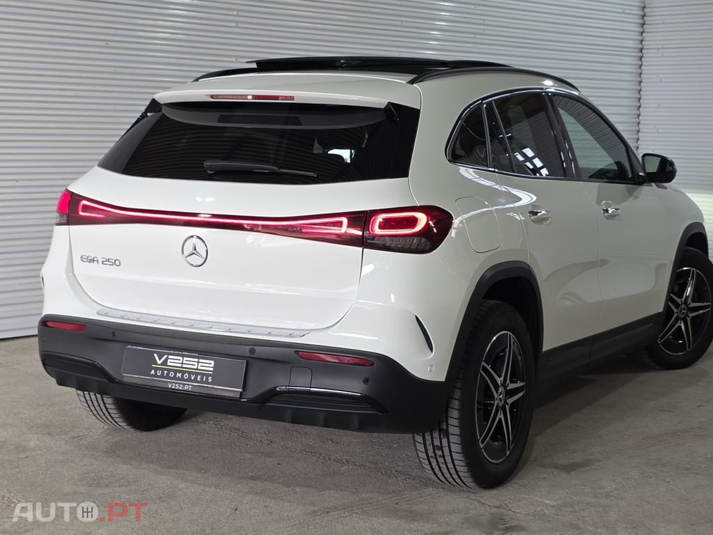 Mercedes-Benz EQA 250 AMG Line