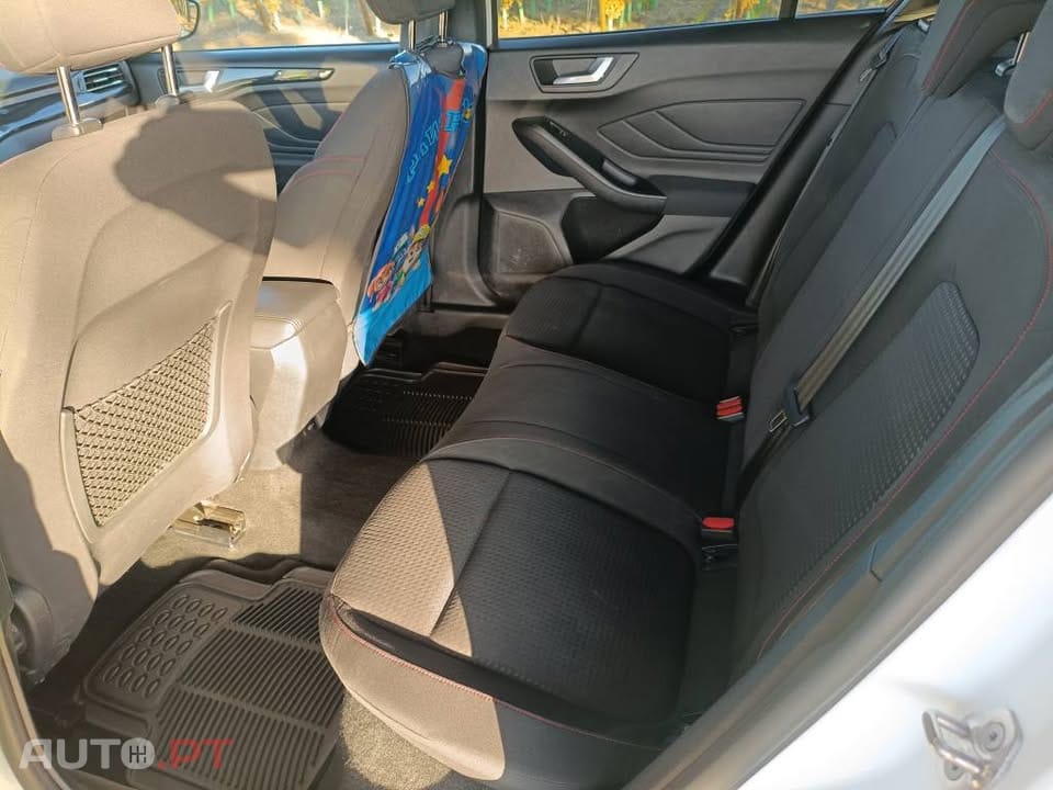 Ford Focus SW 1.0 EcoBoost St-Line