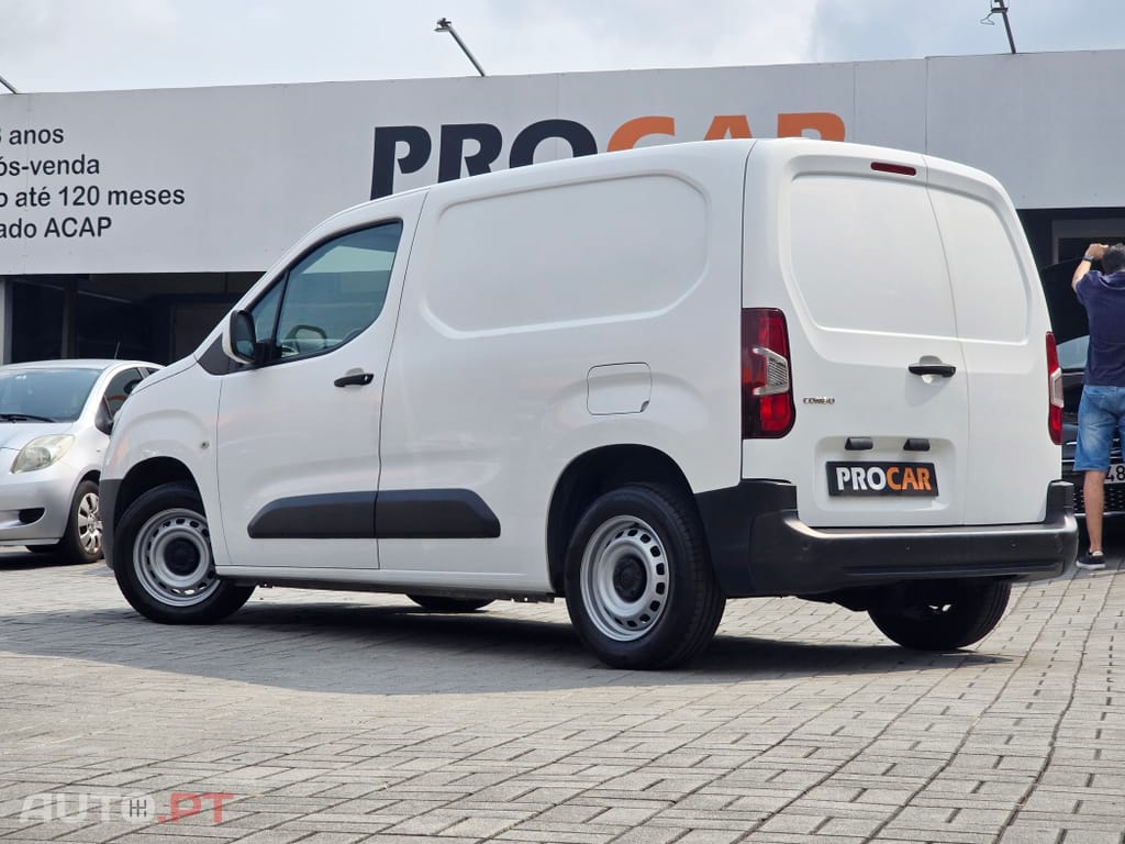 Opel Combo 1.5 CDTi L1H1 Enjoy