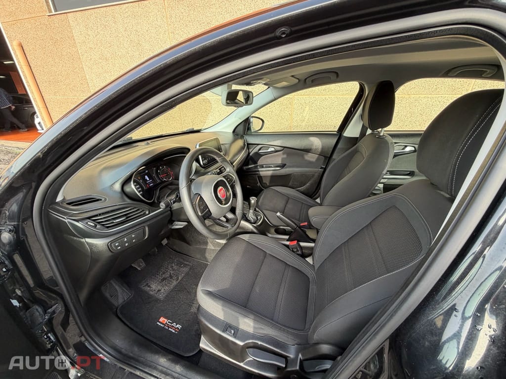 Fiat Tipo 1.3 M-Jet Easy