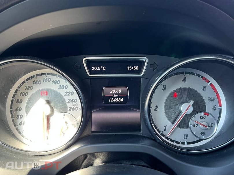 Mercedes-Benz CLA 200 d Shooting Brake