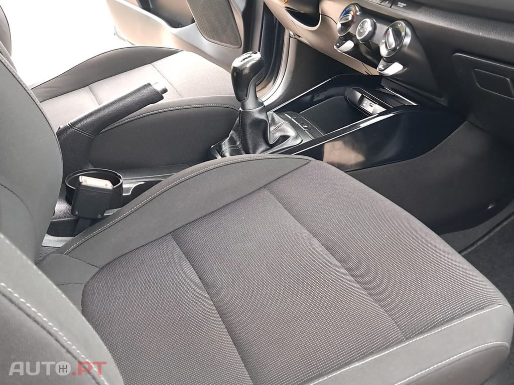 Kia Rio 1.4 CRDI 90 Platinum Edition