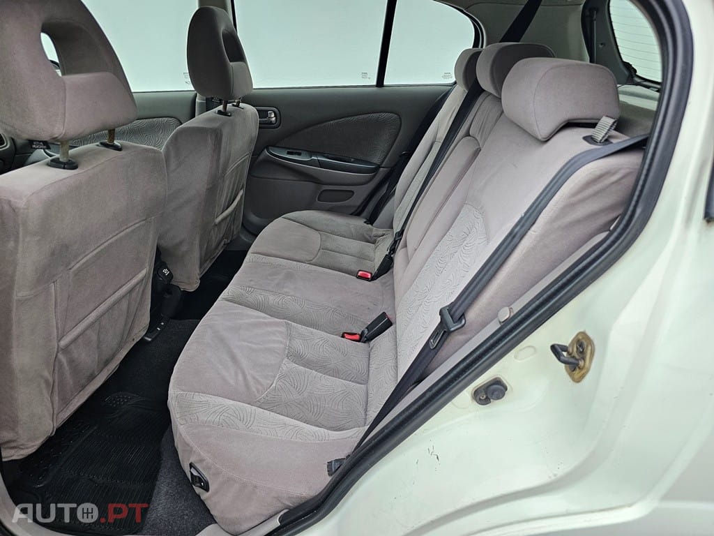 Nissan Almera 1.5 Comfort AC