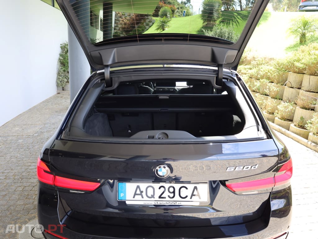 BMW 520 d Touring Pack M Auto