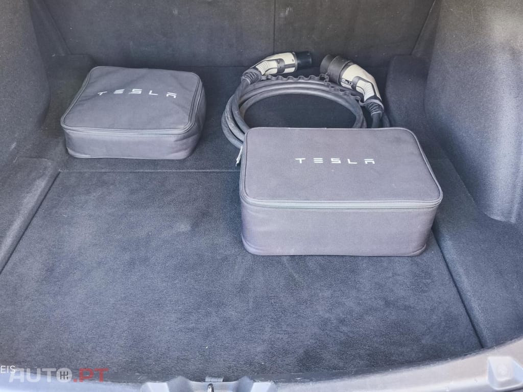 Tesla Model 3 Long Range AWD Dual Motor