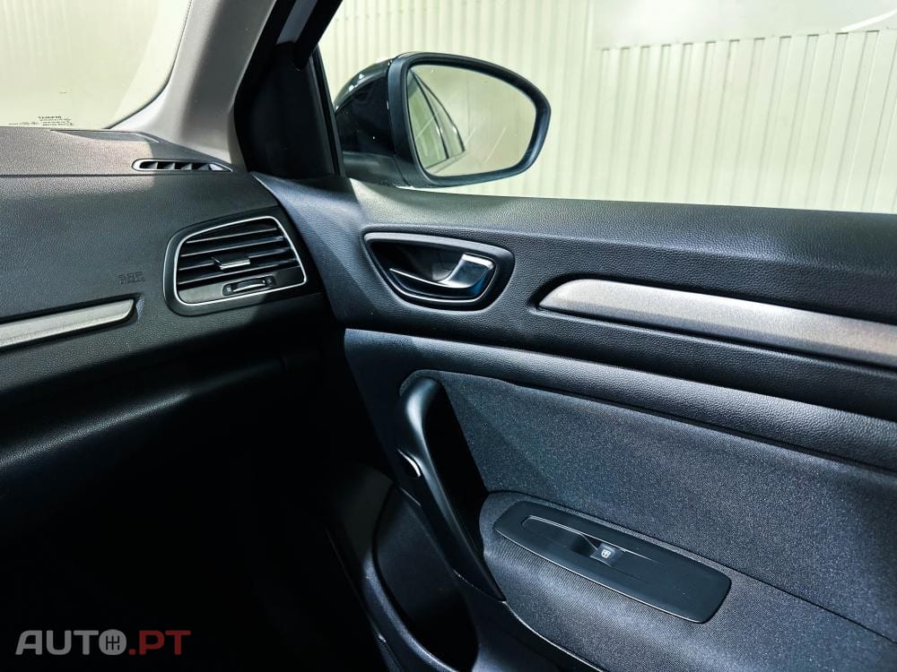 Renault Mégane ST HYBRID 1.6 TCE 160CV