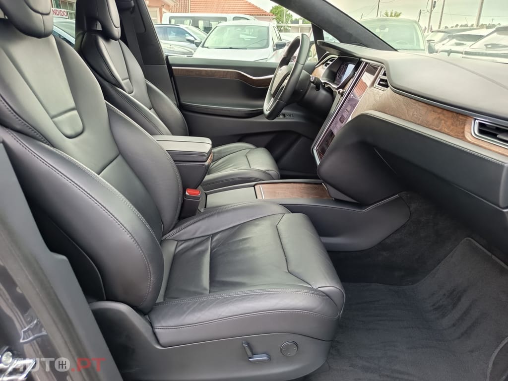 Tesla Model X 100D