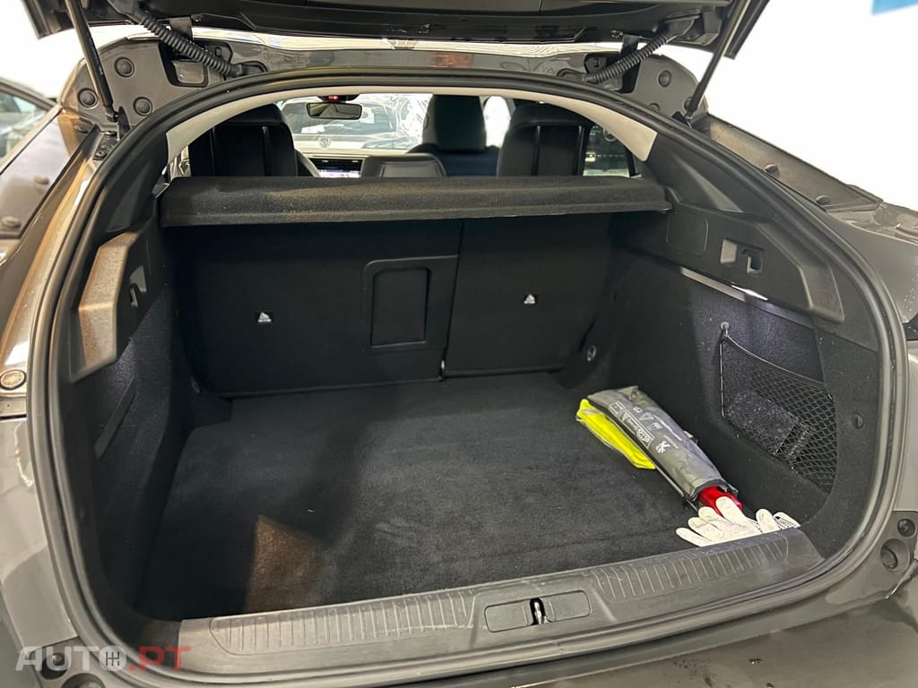 Peugeot 408 1.2 PureTech Allure Pack EAT8