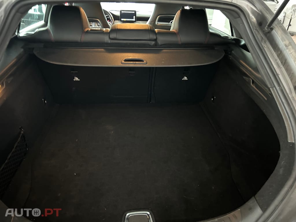 Mercedes-Benz CLA 200 d AMG Line