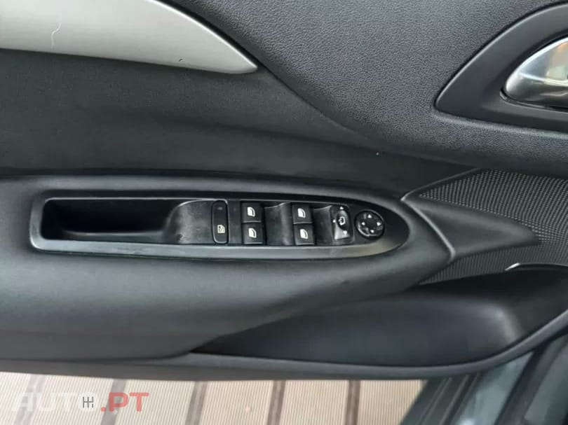 Citroen C4 1.6 e-HDi Exclusive CMP6