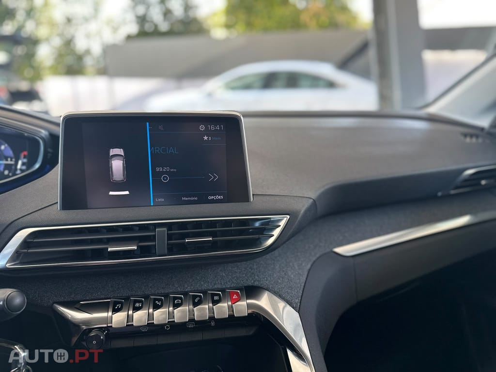 Peugeot 3008 1.6 HDi Allure