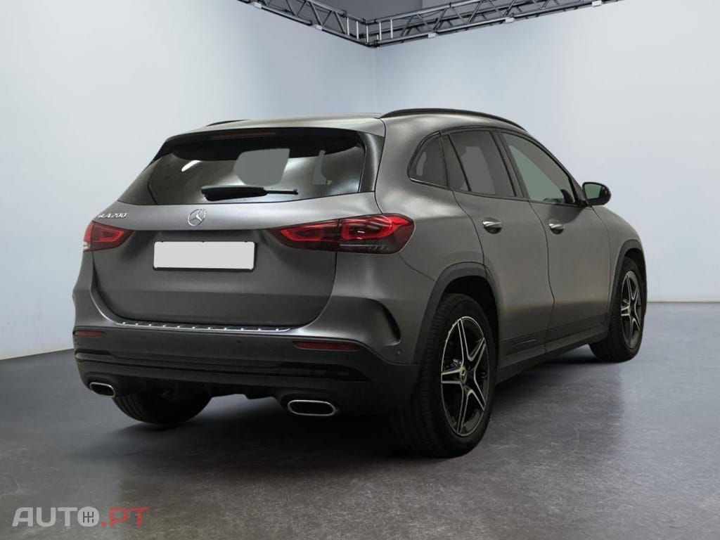 Mercedes-Benz GLA 200 AMG Line