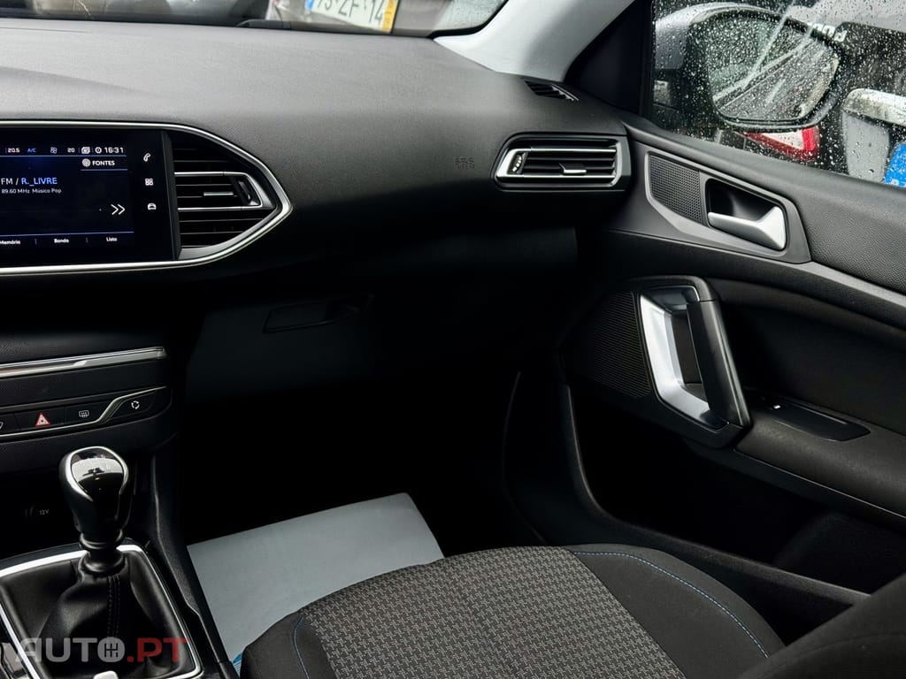 Peugeot 308 1.5 BlueHDi Style