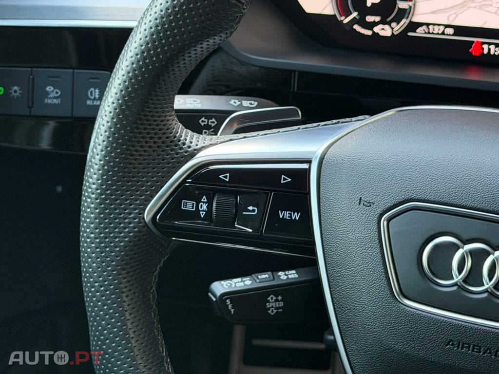 Audi Q8 E-Tron 50 quattro S line