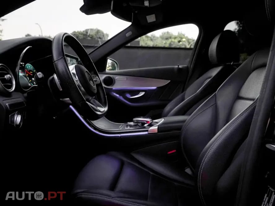 Mercedes-Benz C 300 Outro