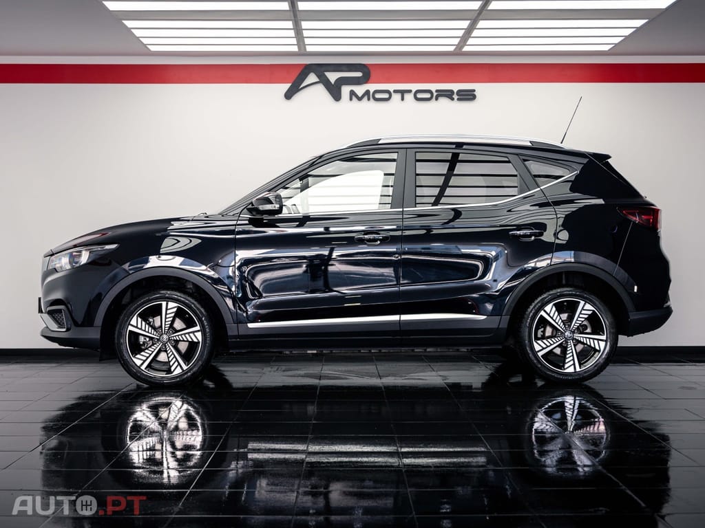 MG ZS EV 44.5 kWh Luxury