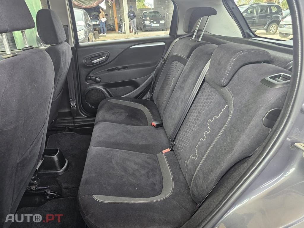 Fiat Punto 1.3 M-Jet Lounge S&S