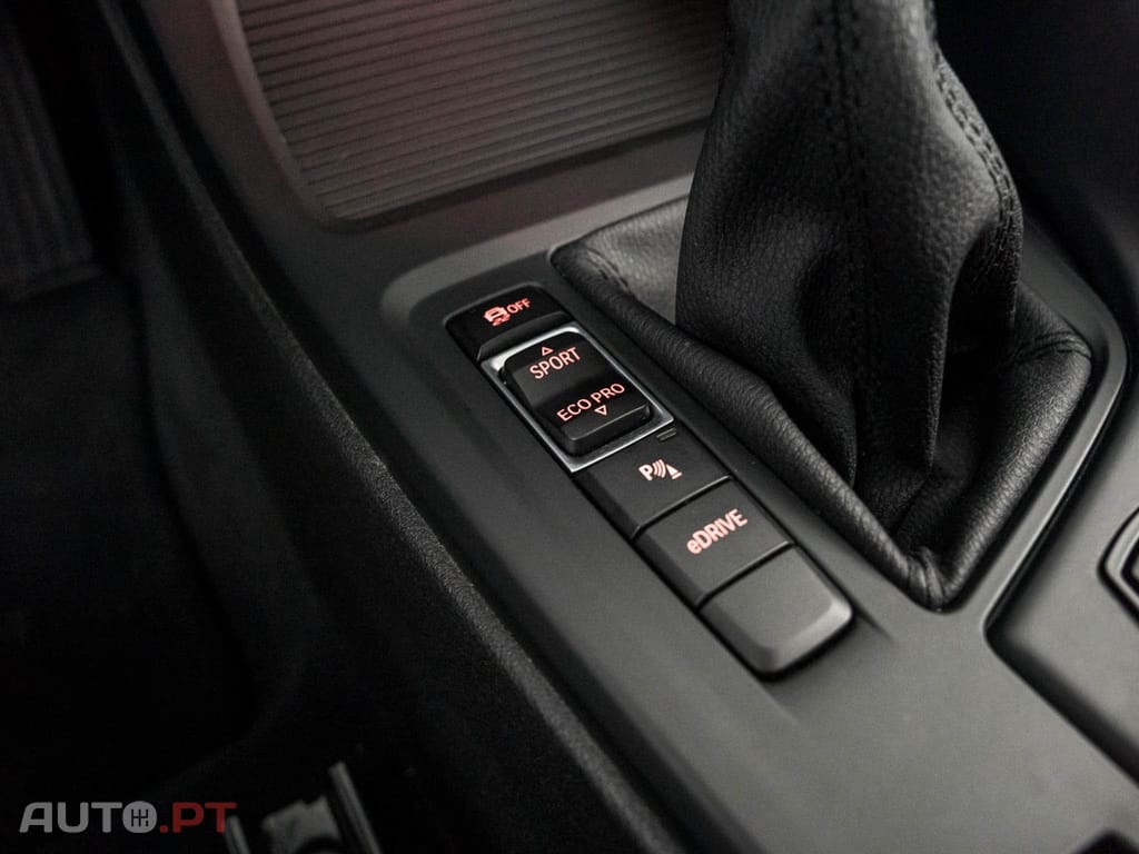 BMW X1 25 e xDrive Corporate Edition