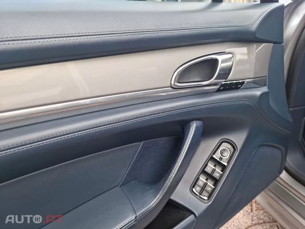 Porsche Panamera  4s Pdk