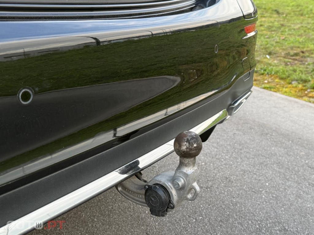 Mercedes-Benz E 300 de 9G-TRONIC AMG Line