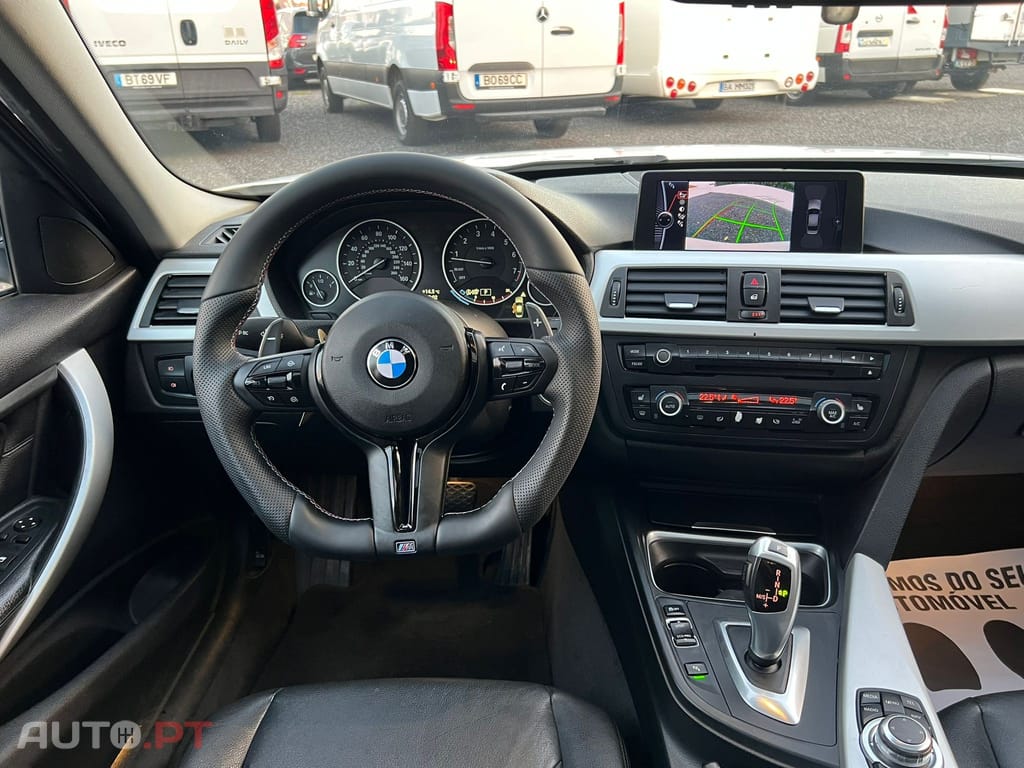BMW 328 i Auto Line Sport